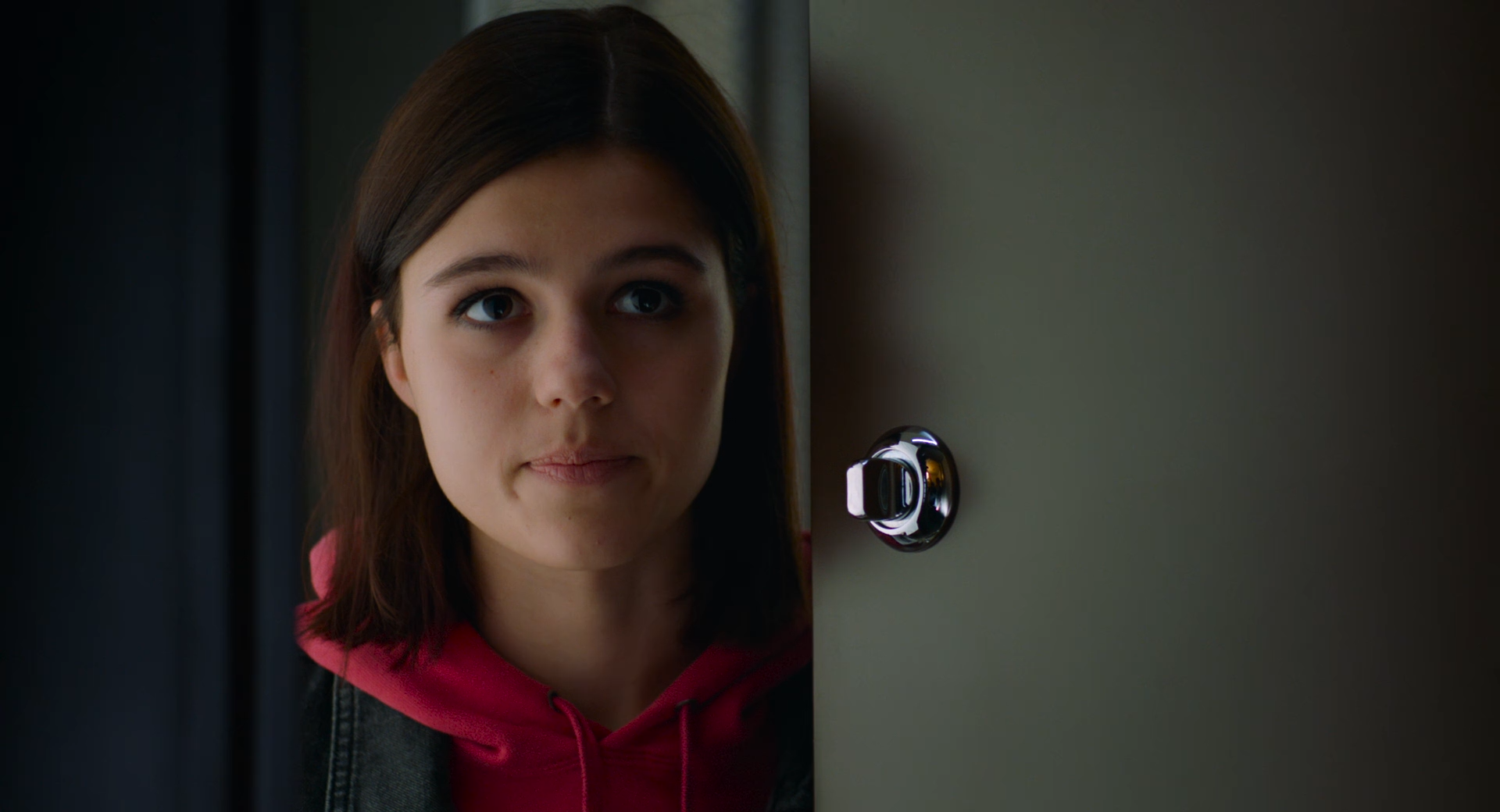 Догги 2025 WEB-DL 1080p.mkv_snapshot_00.07.24.png