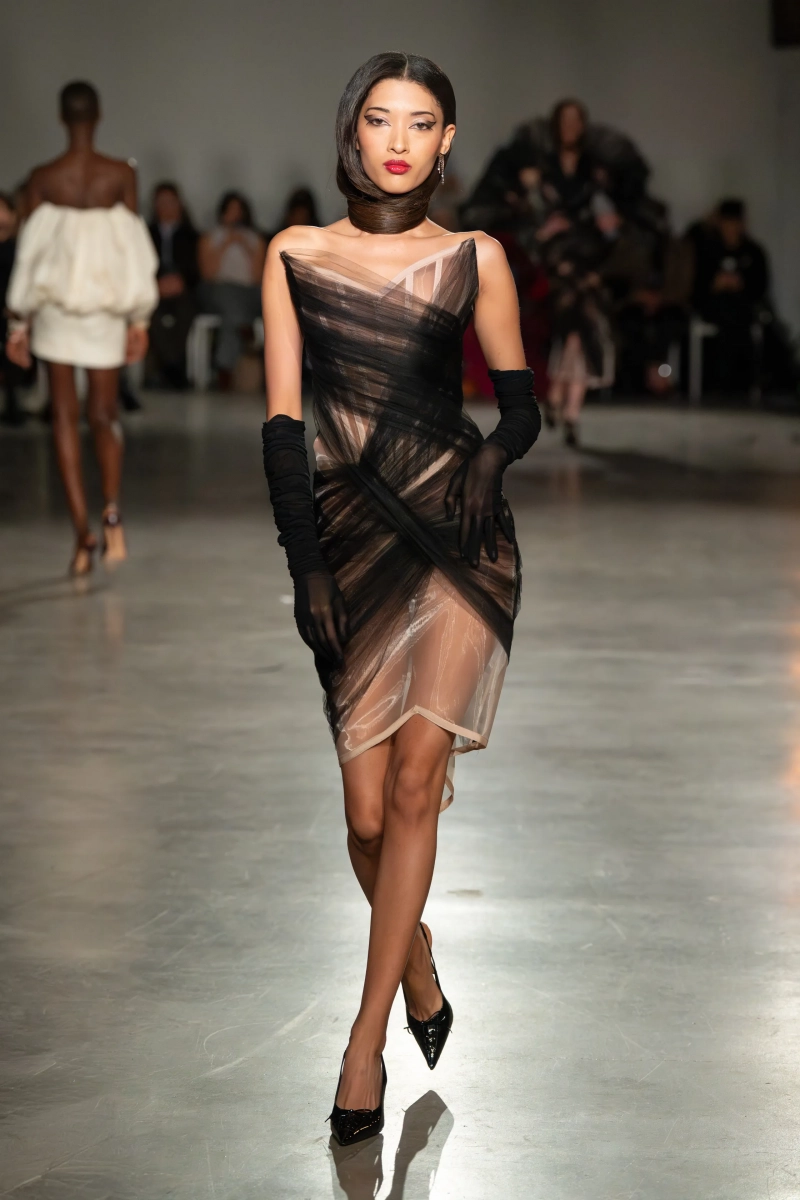 00040-christian-siriano-fall-2026-ready-to-wear-credit-gorunway.webp