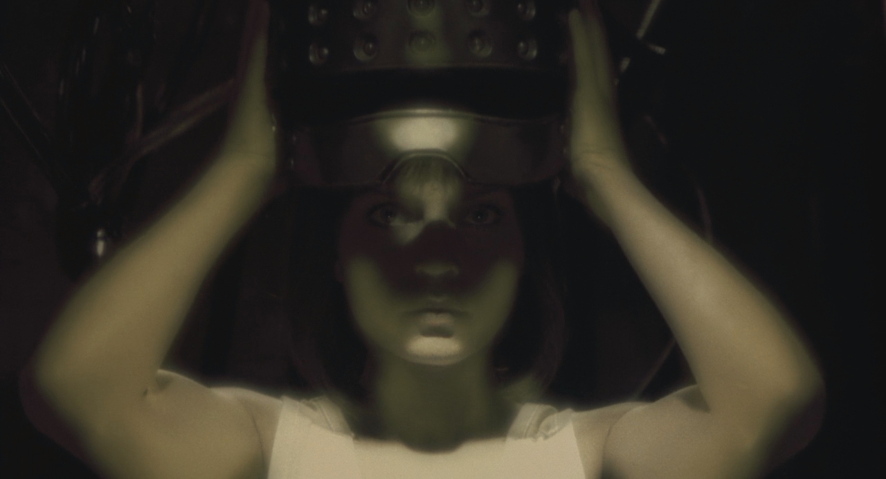 Авалон.2001.BDRip 720p msltel.mkv_snapshot_01.03.06.256.jpg