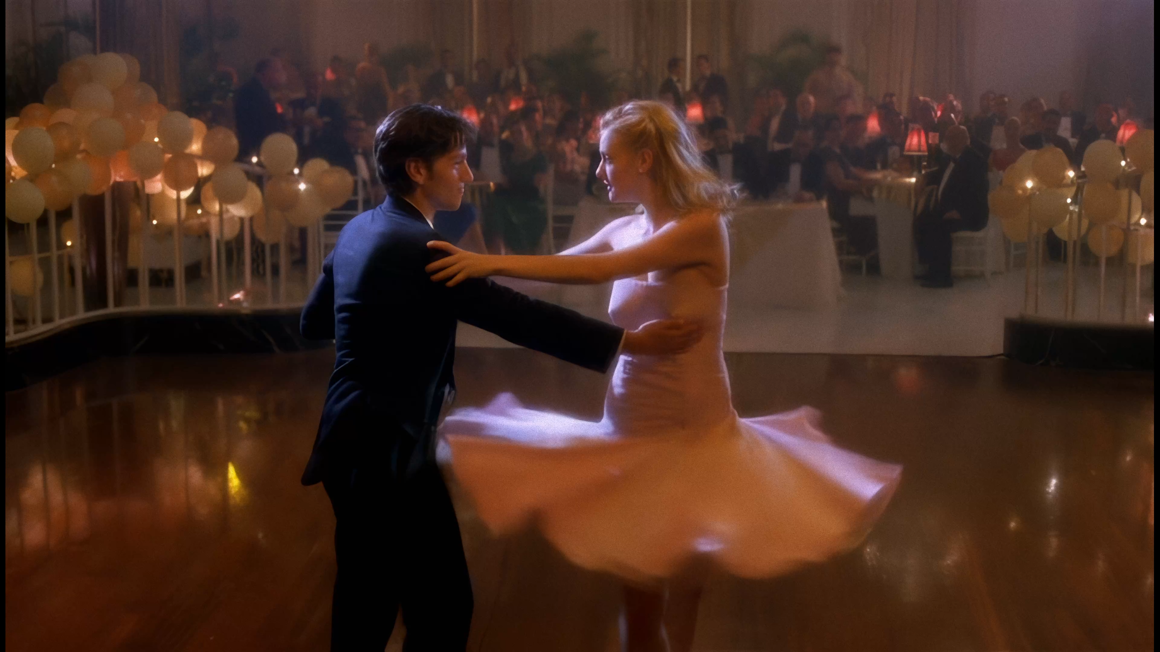 Dirty Dancing Havana Nights 2004_WizardWhite.mkv_snapshot_01.09.39.839.png