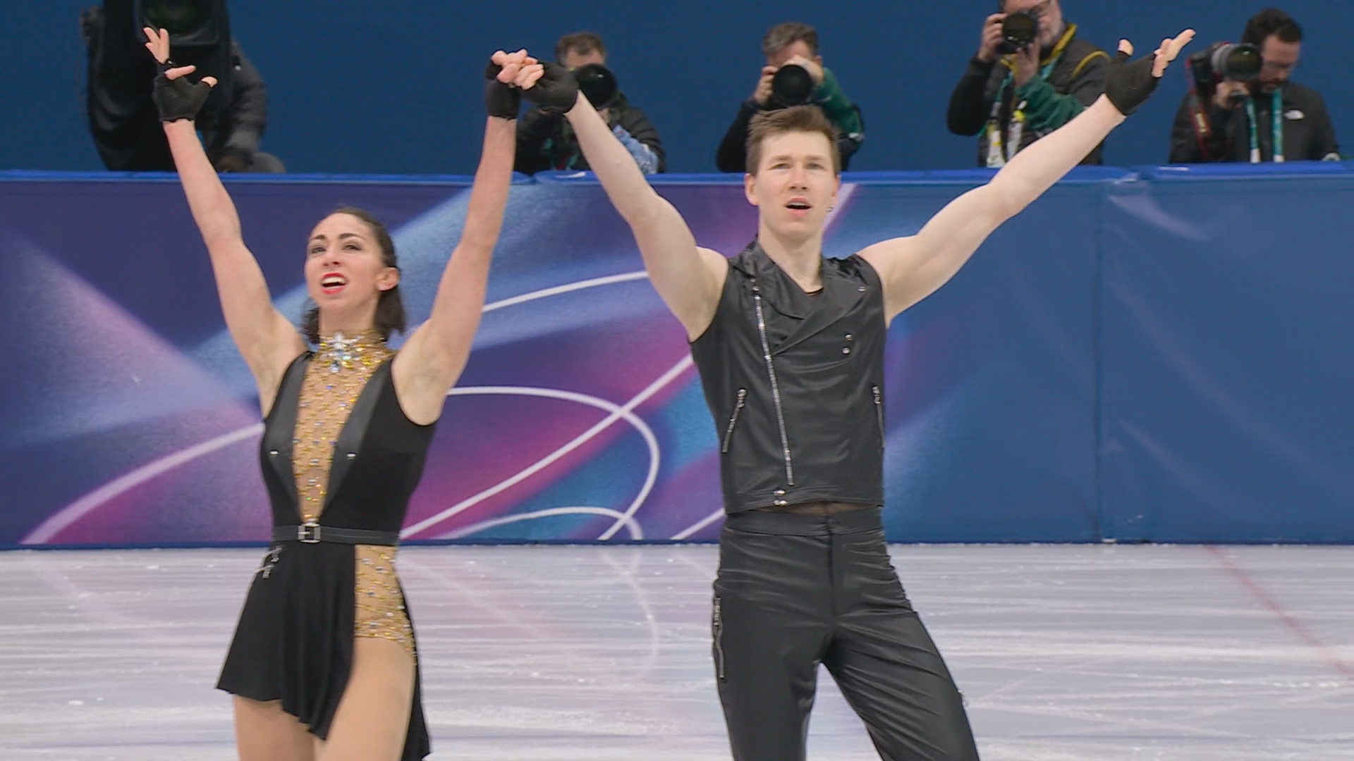 2026 Winter Olympics. Figure Skating. 2026-02-16. Pairs Free Skating.mp4_20260217_232935.830.png