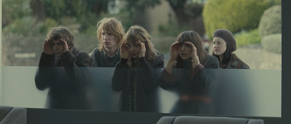 Не отпускай меня.2010.BDRip AVC msltel.mkv_snapshot_00.43.20.035.jpg