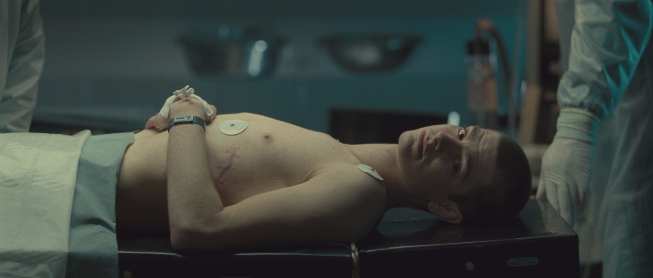 Не отпускай меня.2010.BDRip 720p msltel.mkv_snapshot_01.32.54.488.jpg