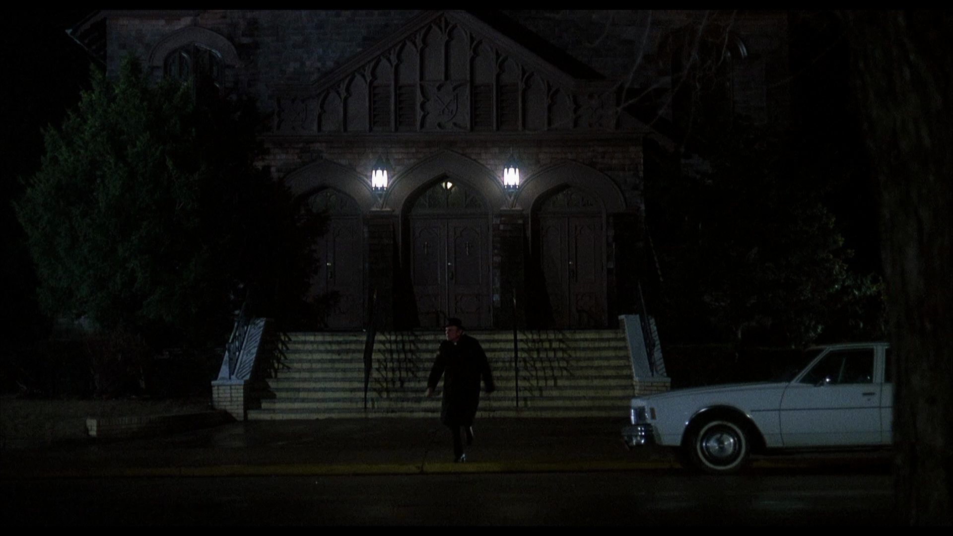 Amityville.II_The.Possession.1982.Shout.Factory.BDRemux.1080p.mkv_20260226_091724.118.png