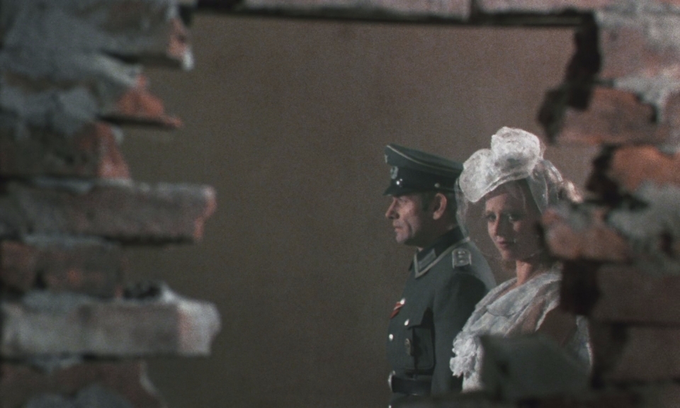 Замужество Марии Браун.1979.BDRip AVC msltel.mkv_snapshot_00.00.55.781.jpg