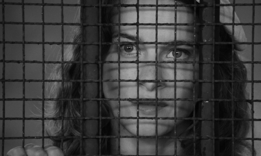 Посторонний (2025) WEB-DLRip-AVC_ivanes.mkv_20260306_093426.466.png