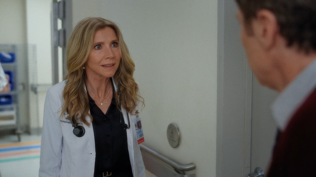 Scrubs.S01E01.WEB-DLRip.x264.seleZen_001_5874.png