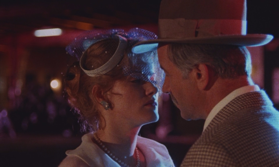 Лола.1981.BDRip AVC msltel.mkv_snapshot_00.53.41.954.jpg