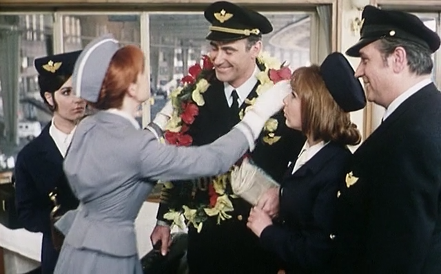 Charleys Onkel (1969)_RU_DE_Grampy.mkv_snapshot_00.16.00.791.png