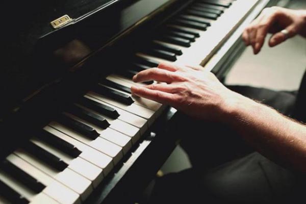 How to Play the Piano Correctly for a Beginner: Practical Foundations for Steady Progress