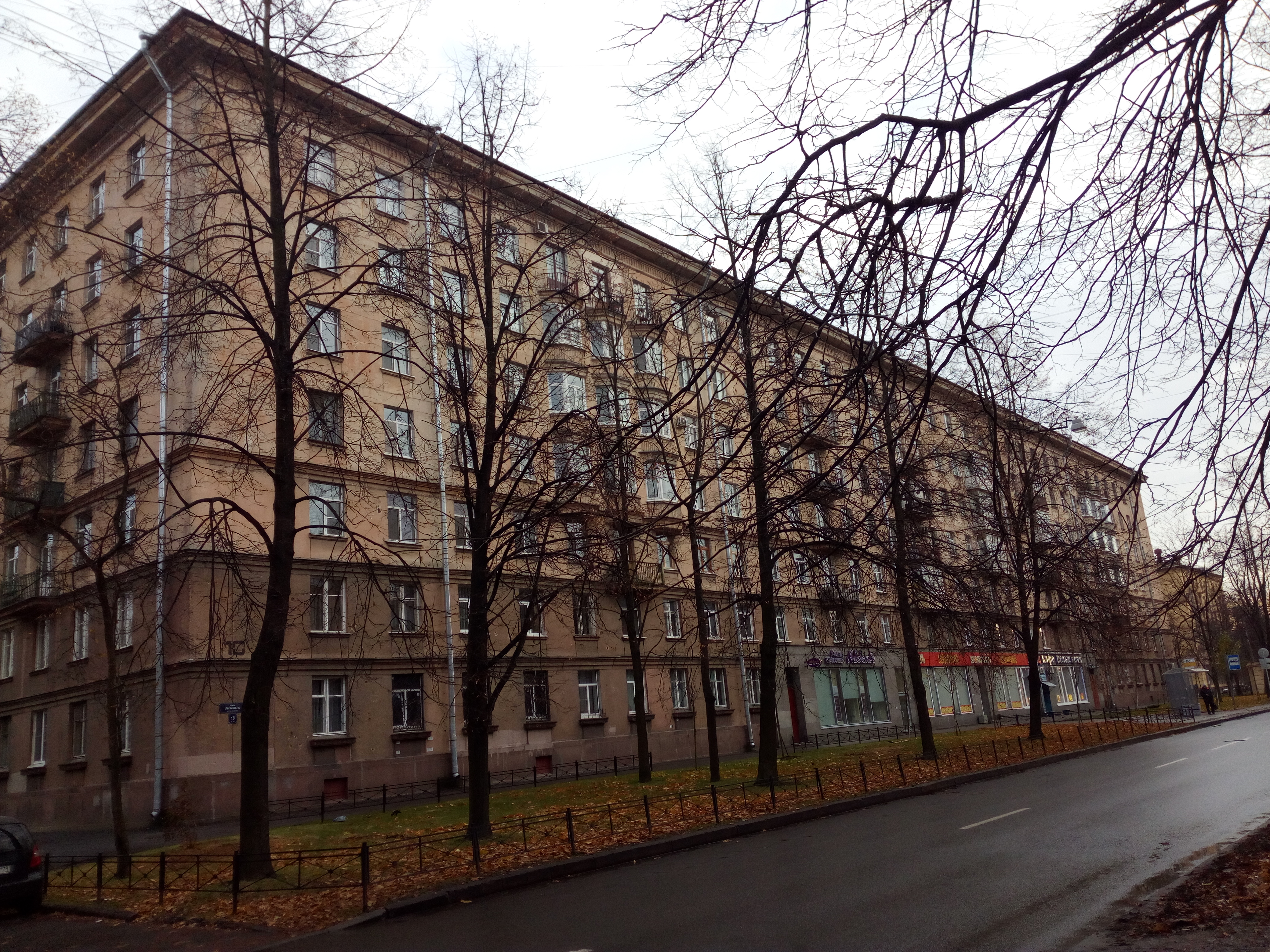 Гастелло 26;Ленсовета 10_14.JPG