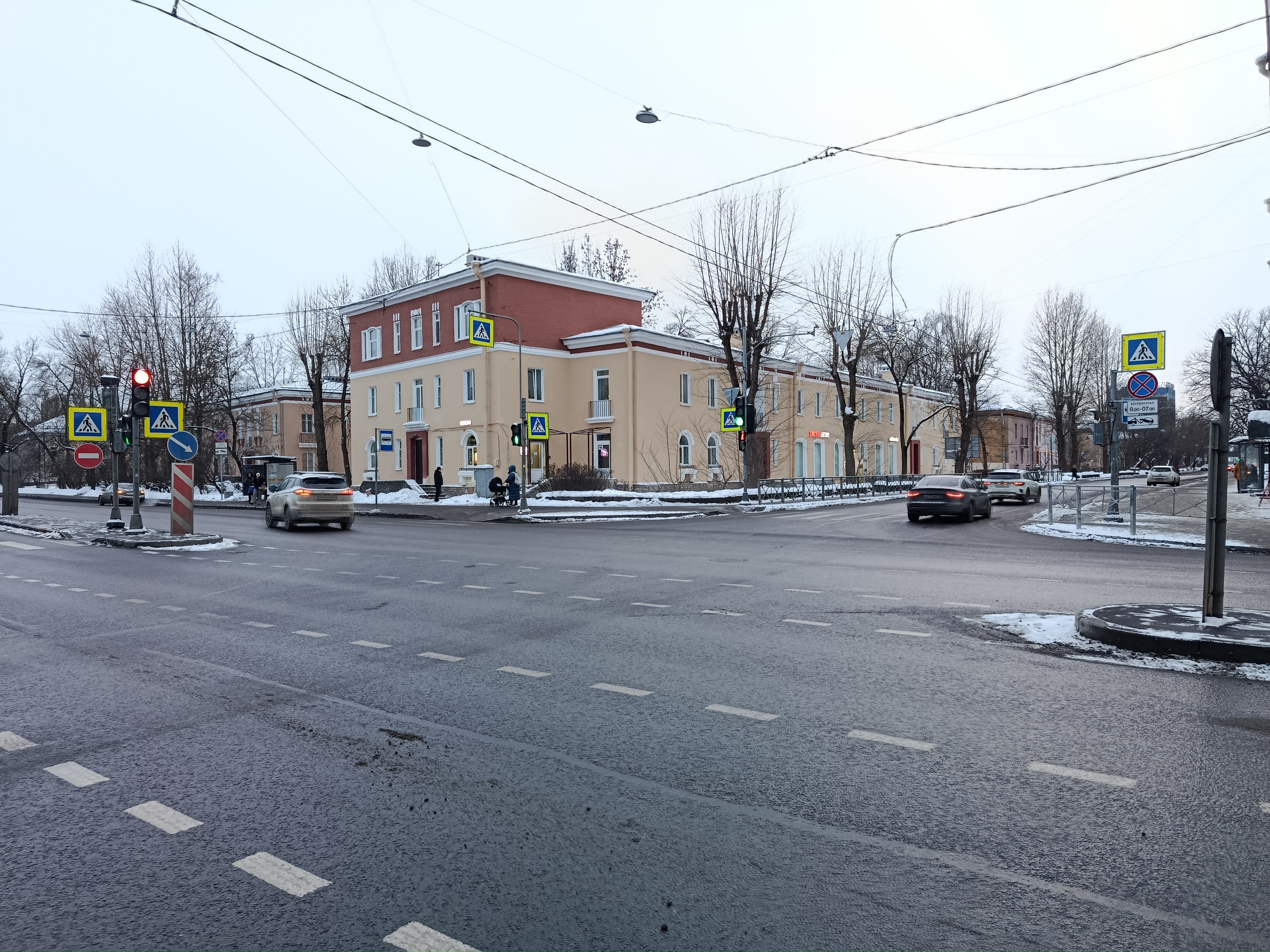 ул. Бабушкина, 35/4