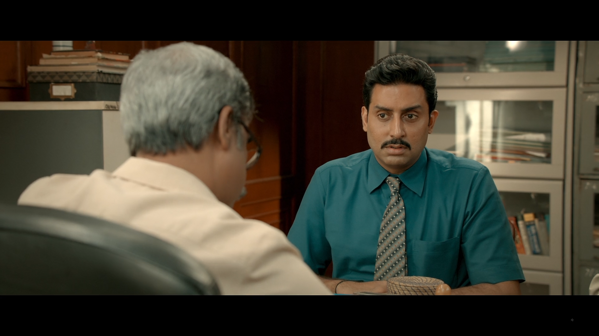 The.Big.Bull.2021.WEBRip.x264.1080p.BwTorrents_Rus.mkv_snapshot_00.30.58_[2026.03.23_15.19.44].png