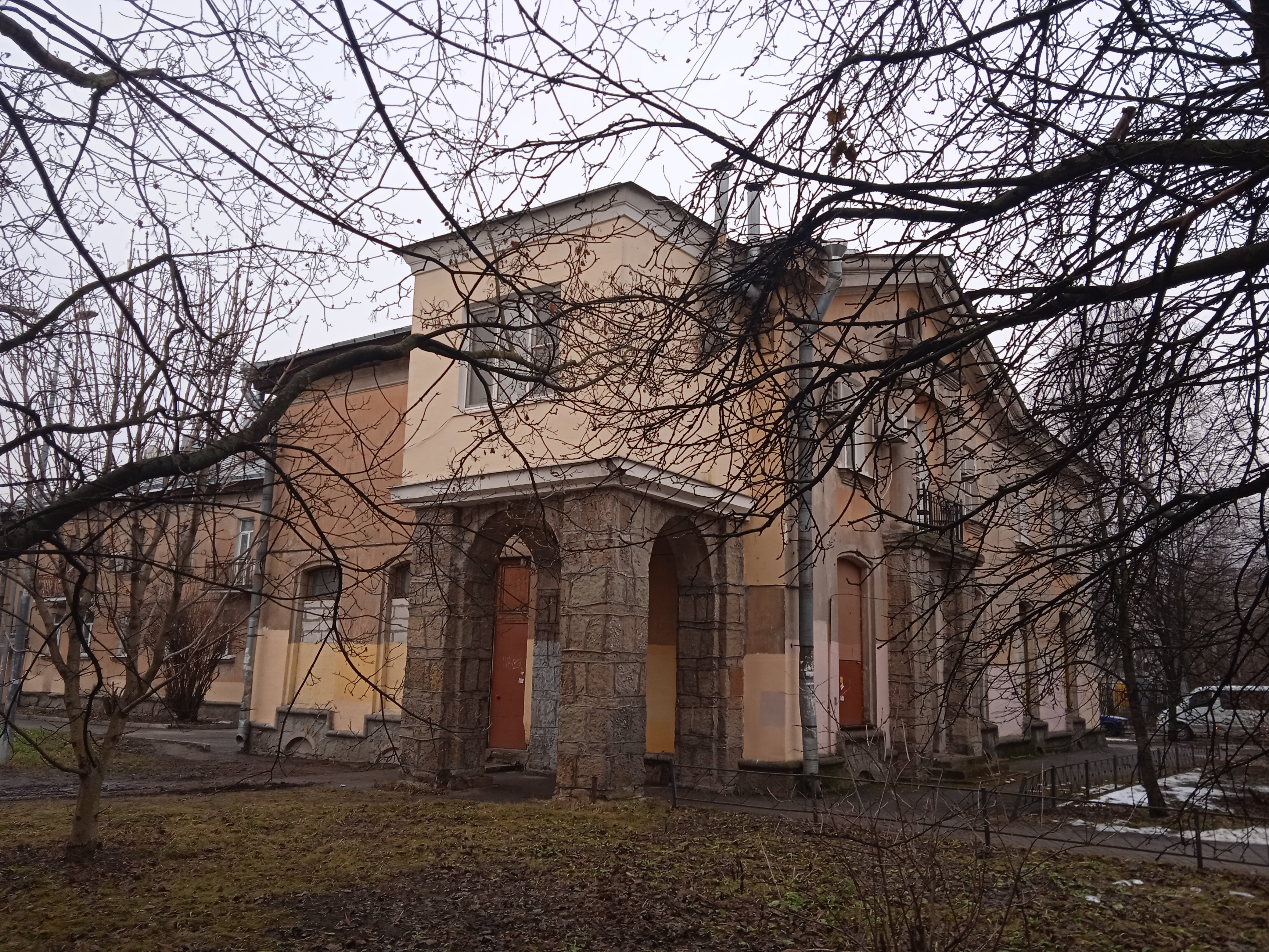 Металлострой, Школьная 3_3.JPG