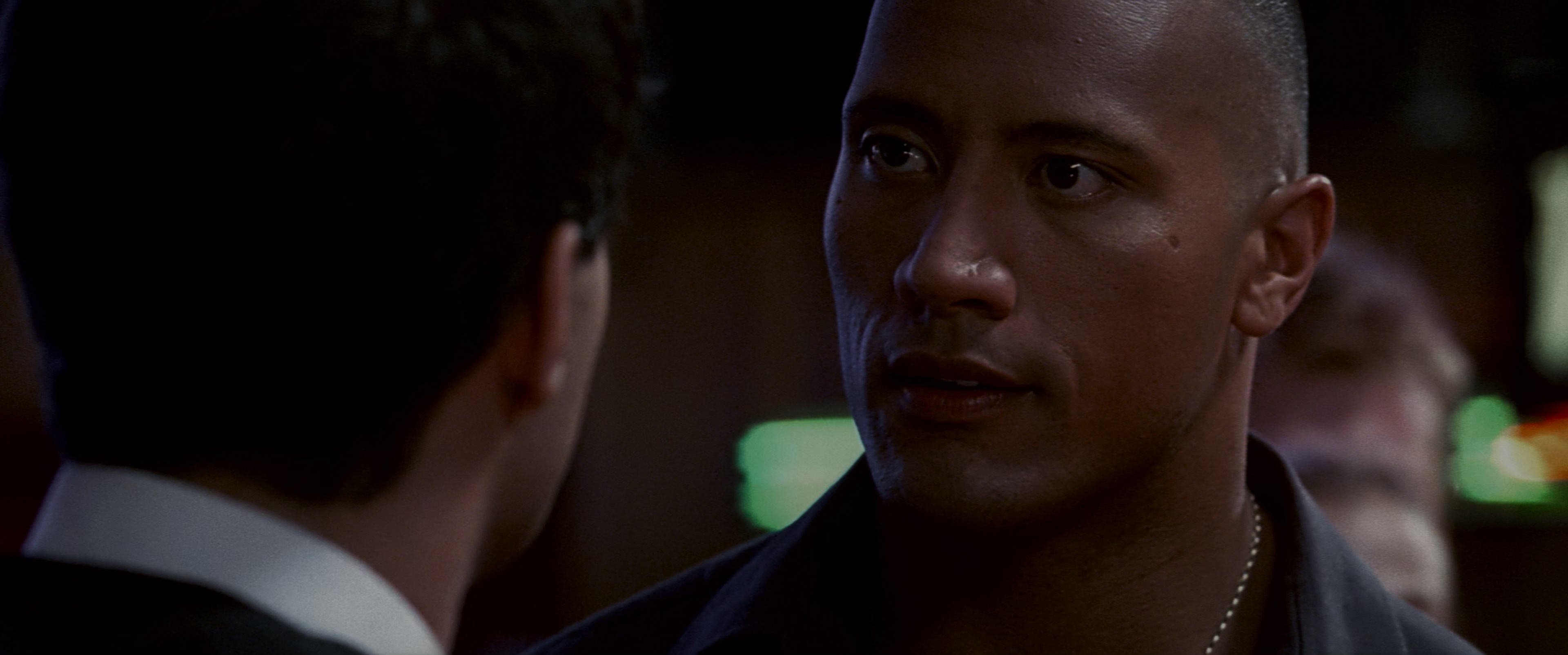 Walking Tall (2004) BDRip 2160p-NVENC 10 bit [HDR].mkv_snapshot_00.21.21.280.jpg