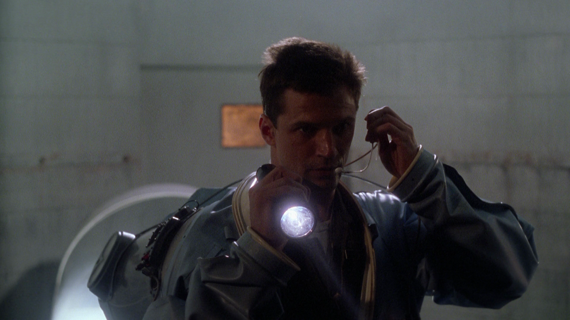 Shadowzone.1990.Wicked-Vision.Media.BDRemux.1080p.mkv_20260418_105051.340.png