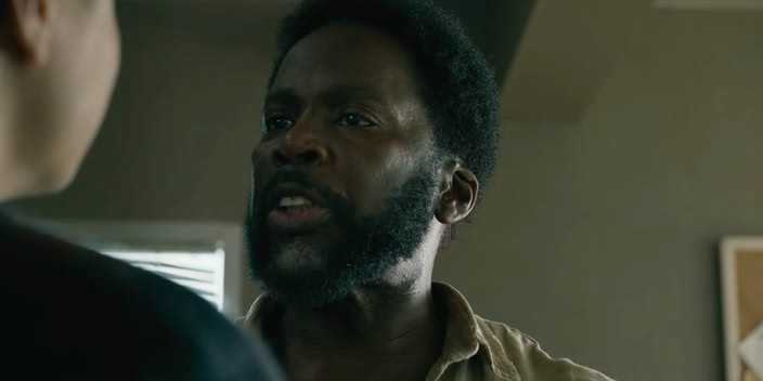 From.S04E01.400p.Kerob-0007.jpg
