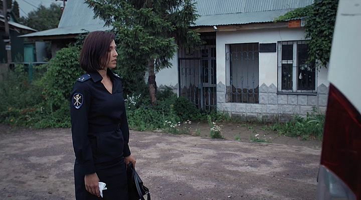 Nochnoy.S01E01.avi_snapshot_17.42.png