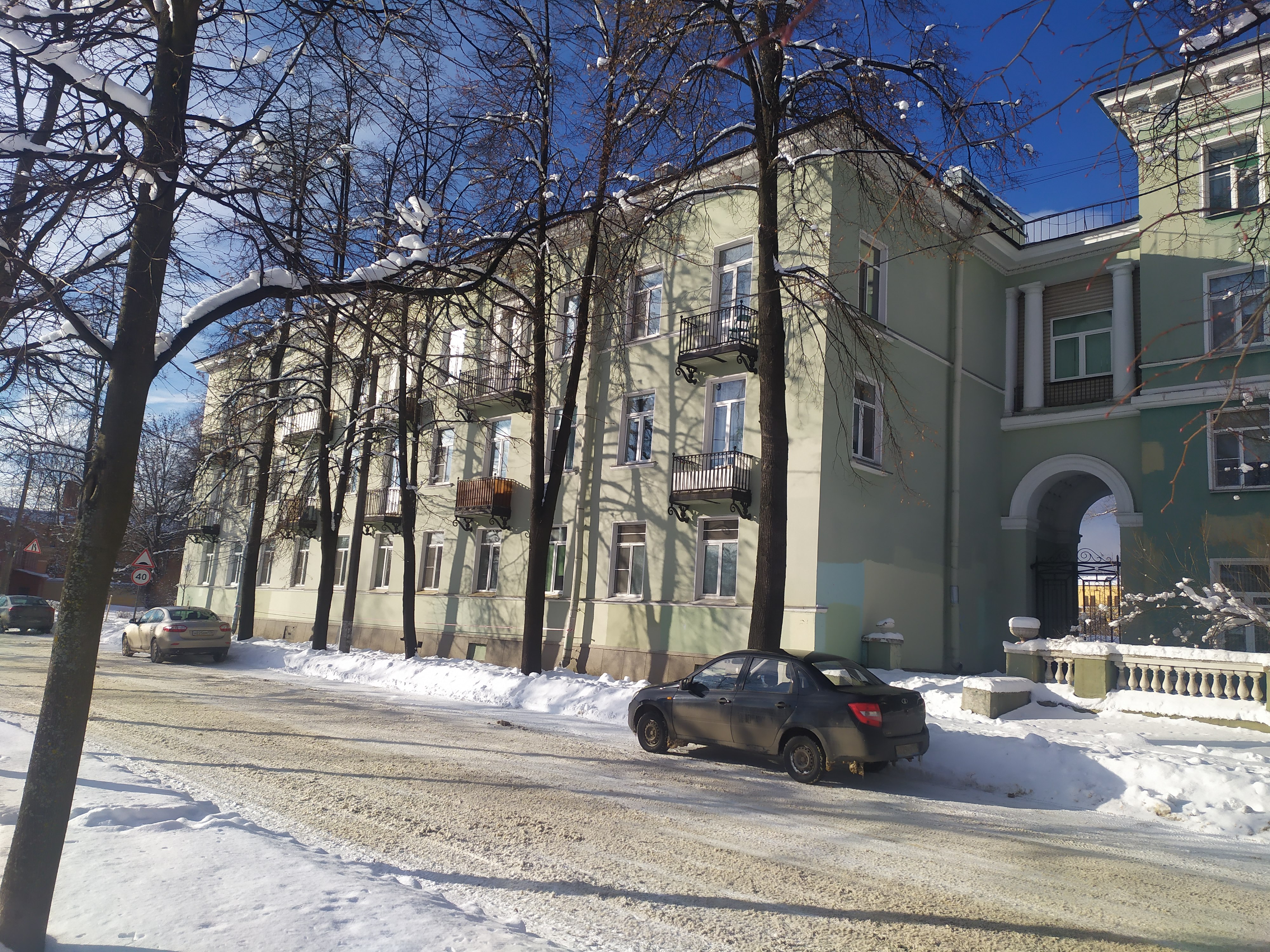 Комсомольского канала наб., 16