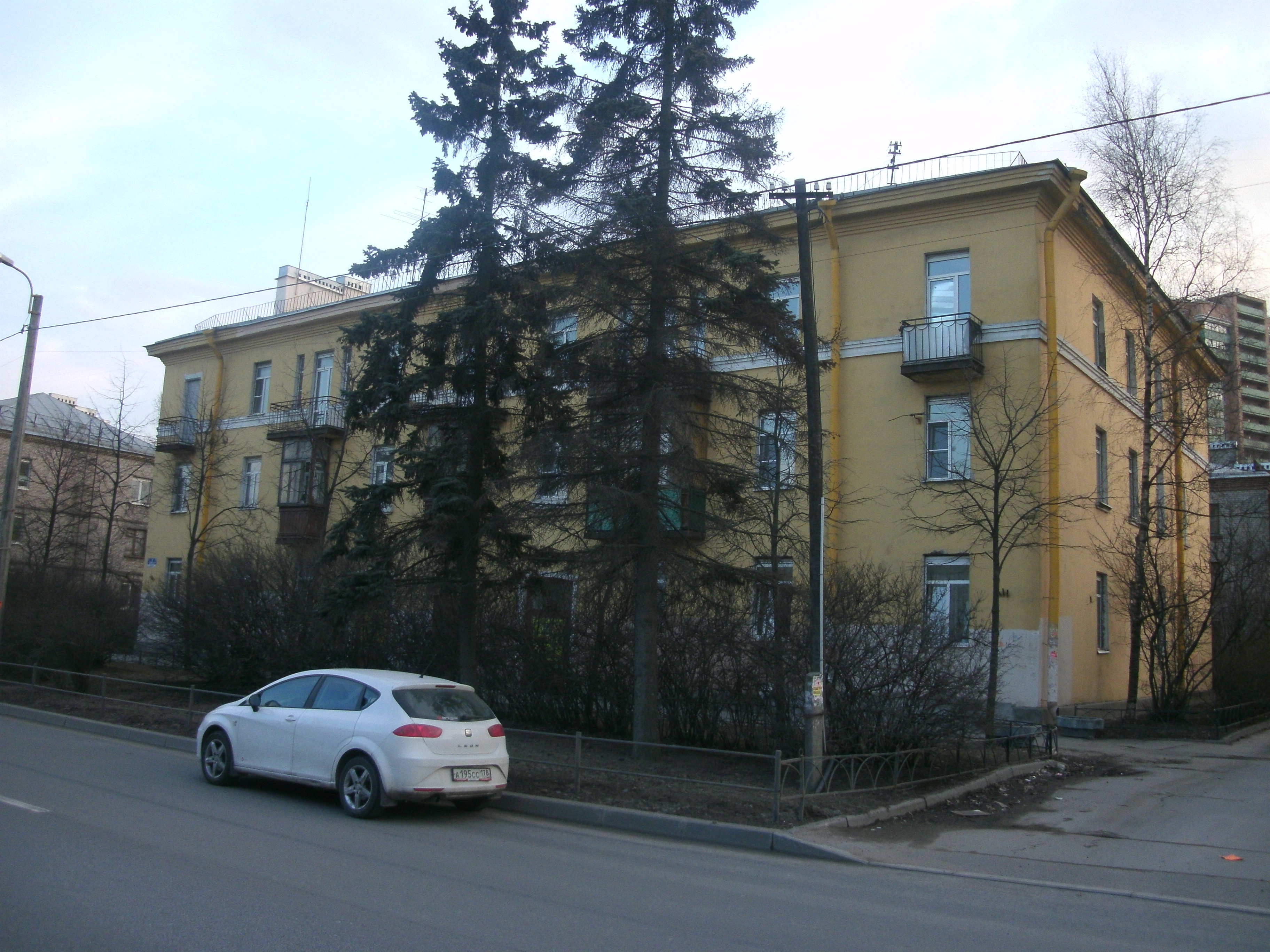 Шушары, Пушкинская 2.JPG