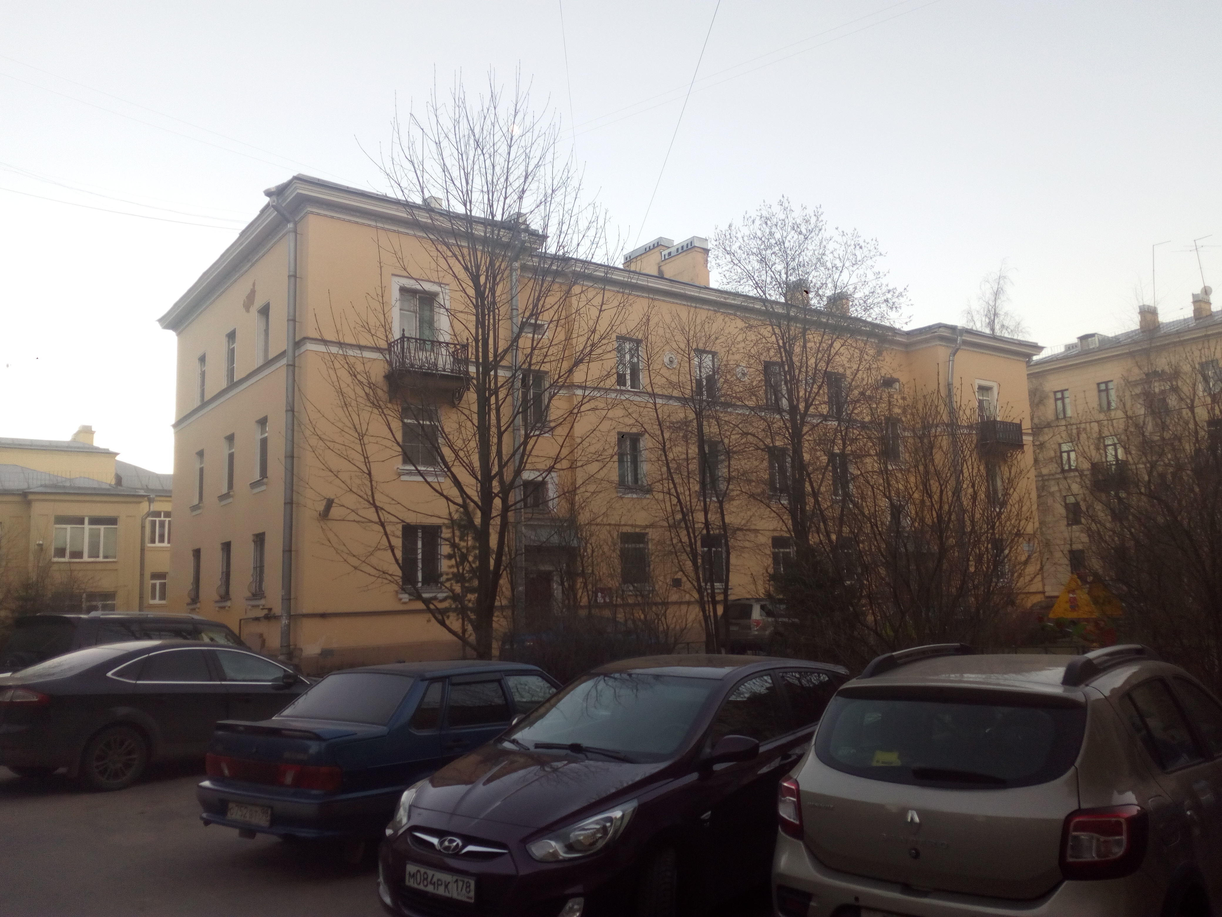 Большеохтинский 33к2_2.jpg