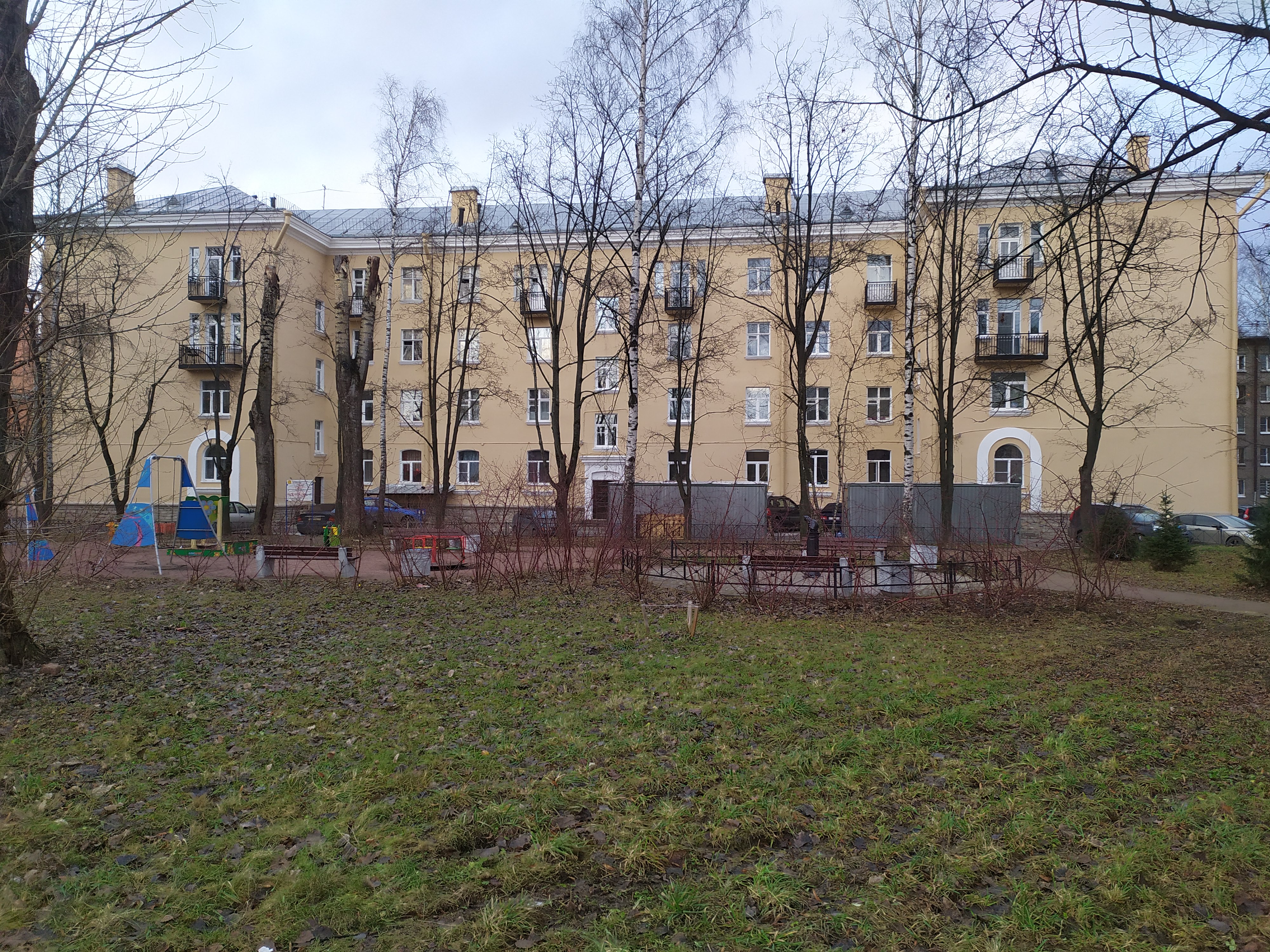 Металлострой, Максима Горького 3_4.JPG