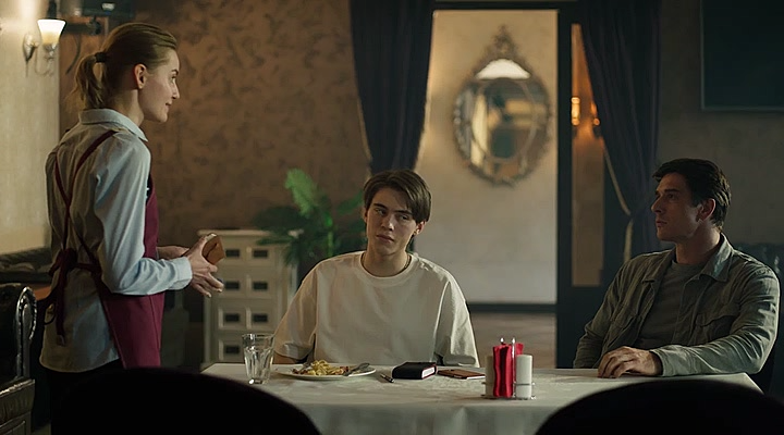 Kukushonok.S01E01.avi_snapshot_21.21.png