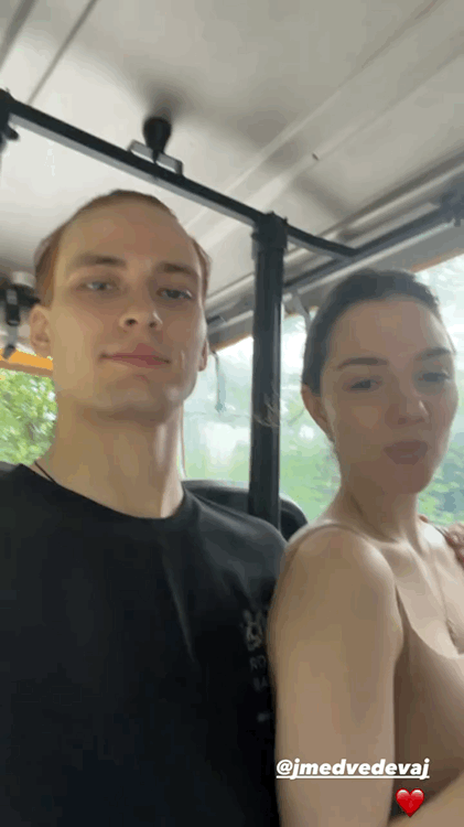https://i1.imageban.ru/out/2026/05/06/f8b5b177a881d9002ab32f79fc250bbe.gif