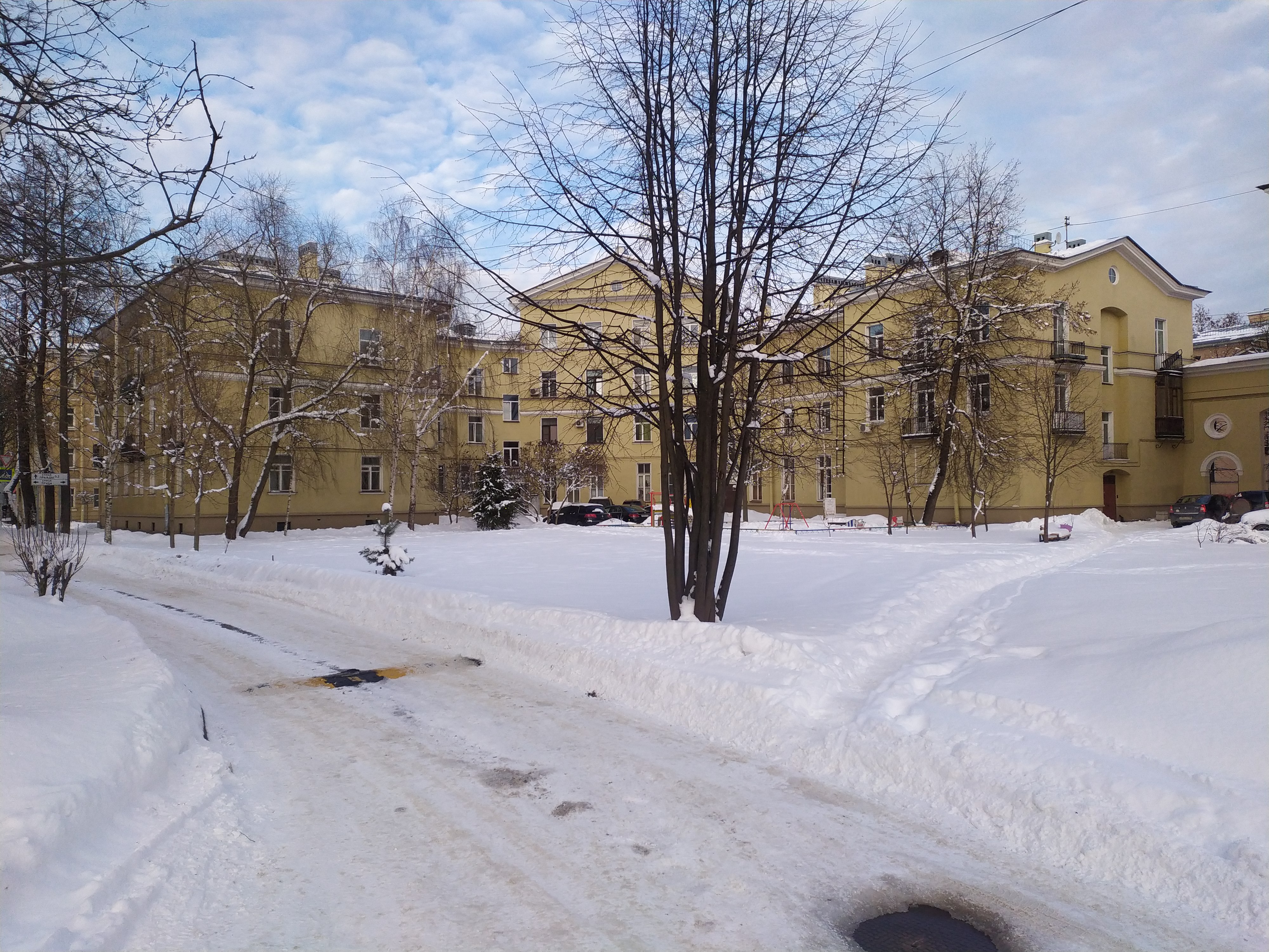 Колпино, Труда 15;5_7.JPG