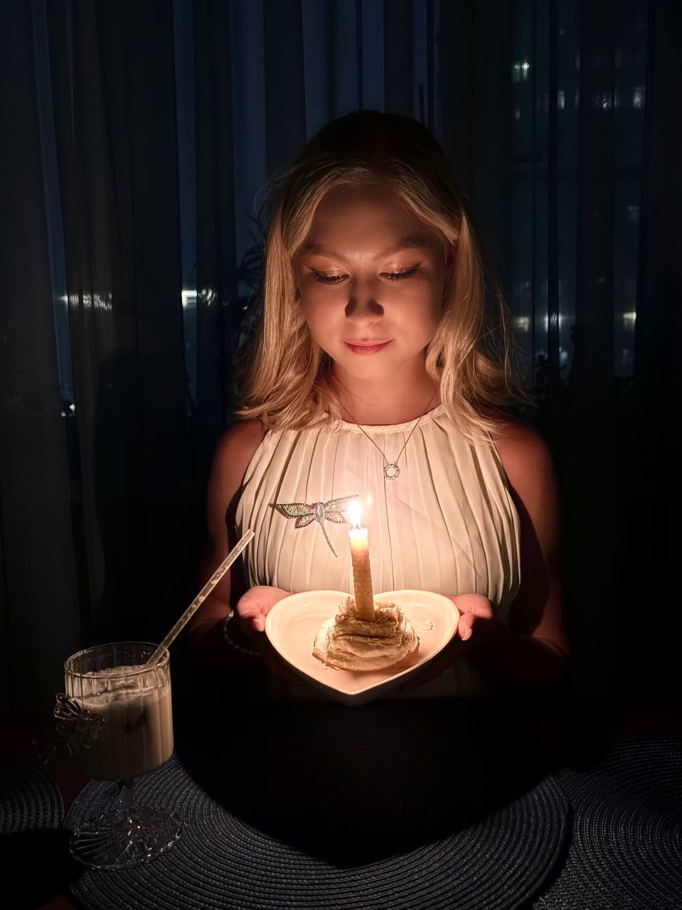 https://i1.imageban.ru/out/2026/05/17/1a02c04693ada23df7f6b9d2ad820044.jpg