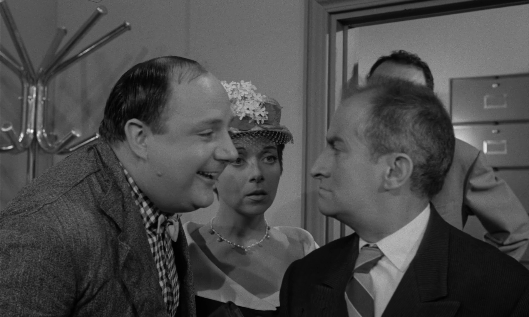 Dans l'eau qui fait des bulles (1961) AMZN WEB-DL 1080p110340.png