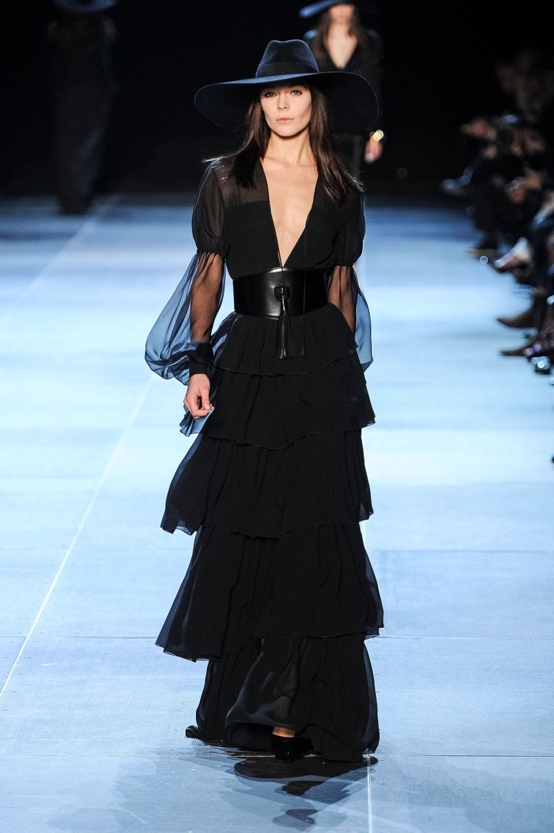 saint_laurent_wss13_088-resp2400v.jpg