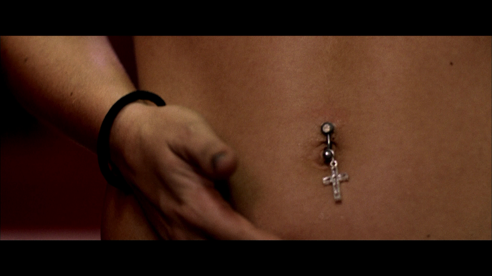 All.the.Boys.Love.Mandy.Lane.2006.Anchor.Bay.BDRemux.1080p.mkv_20260606_092210.221.png