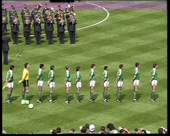 UEFA.Euro.1988.06.12.ENG-IRL.576p25.EN.mkv_000045560.png