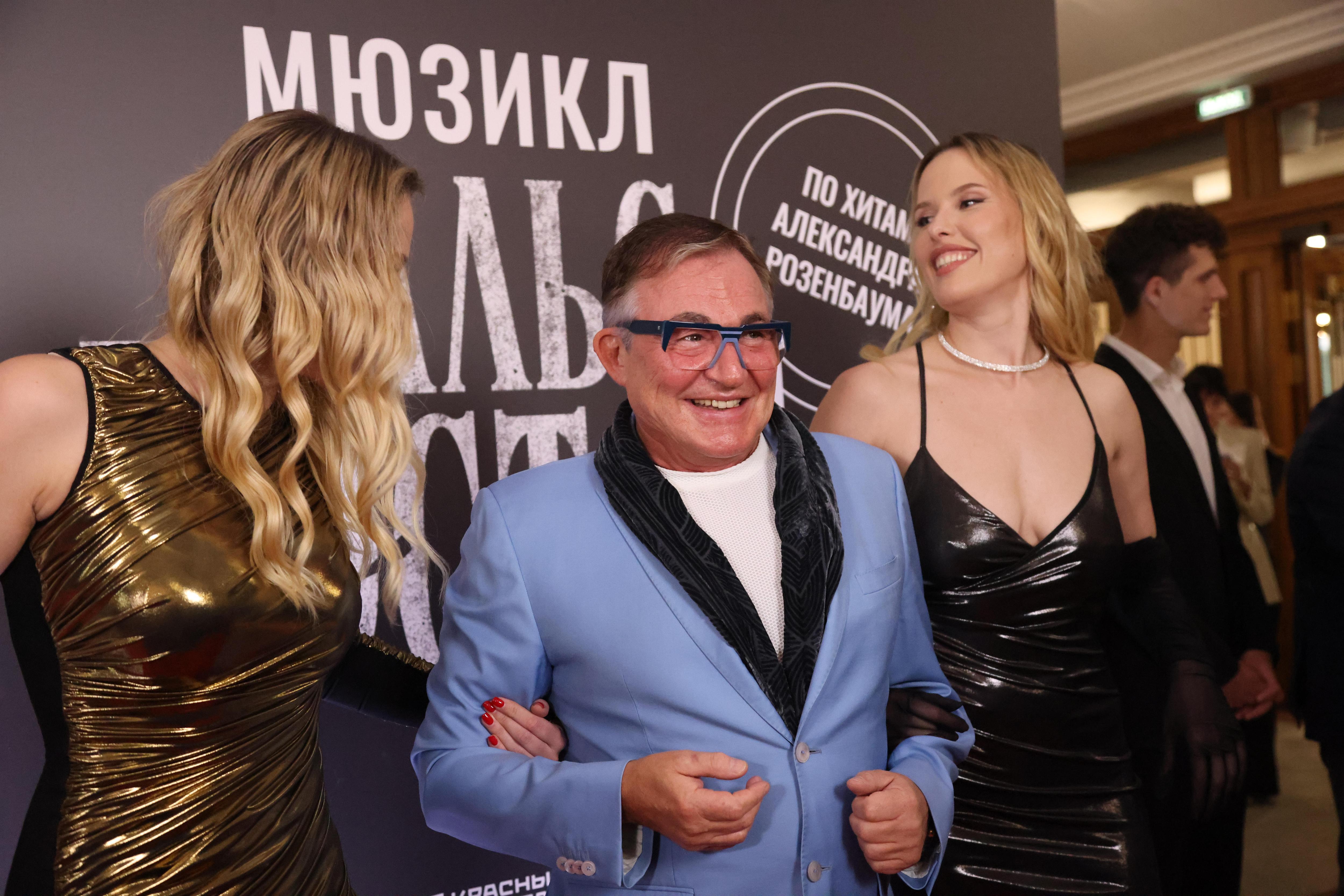 Дмитрий Дибров упал с лестницы на вечеринке: подробности инцидента
