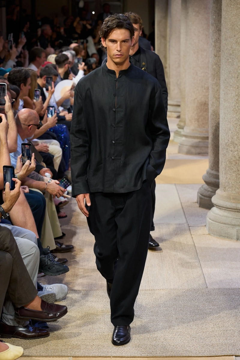 00152-giorgio-armani-spring-2027-menswear-credit-gorunway.webp