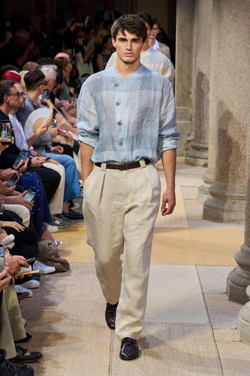00095-giorgio-armani-spring-2027-menswear-credit-gorunway.webp