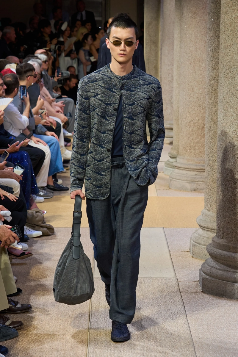 00129-giorgio-armani-spring-2027-menswear-credit-gorunway.webp
