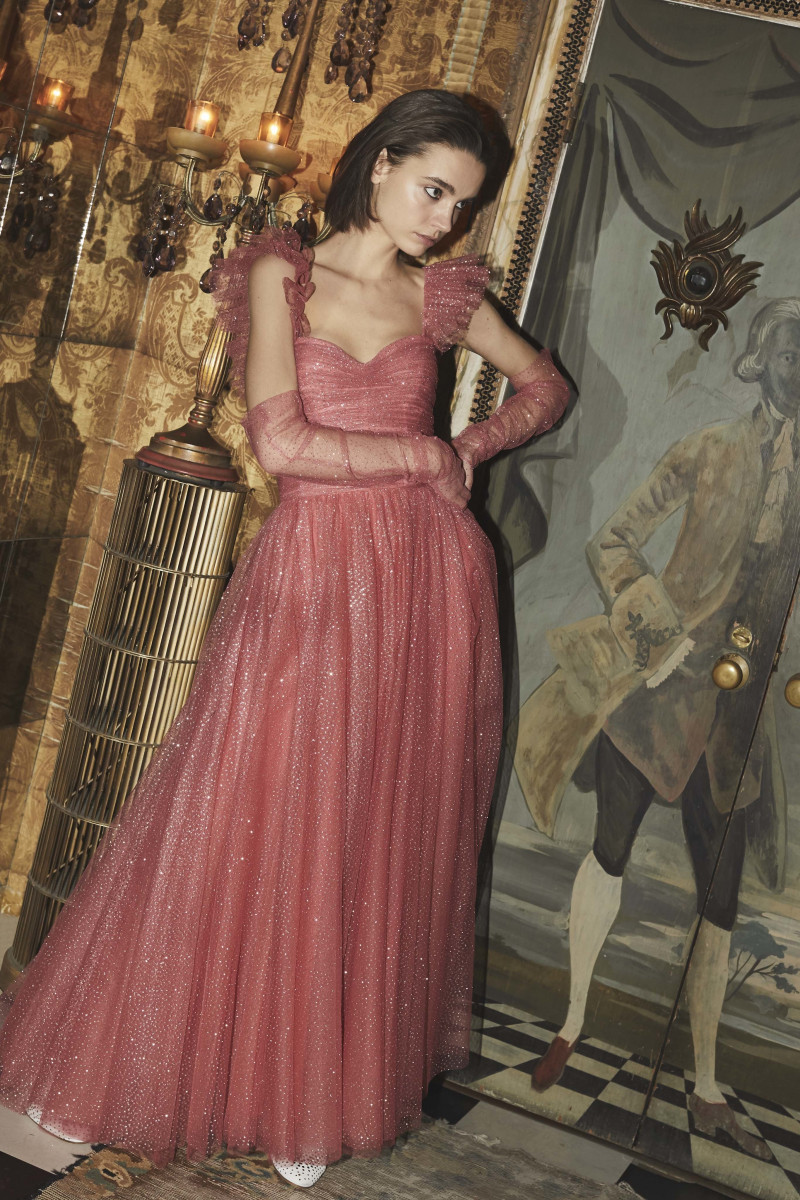 00021-monique-Lhuillier-fall-2019.jpg