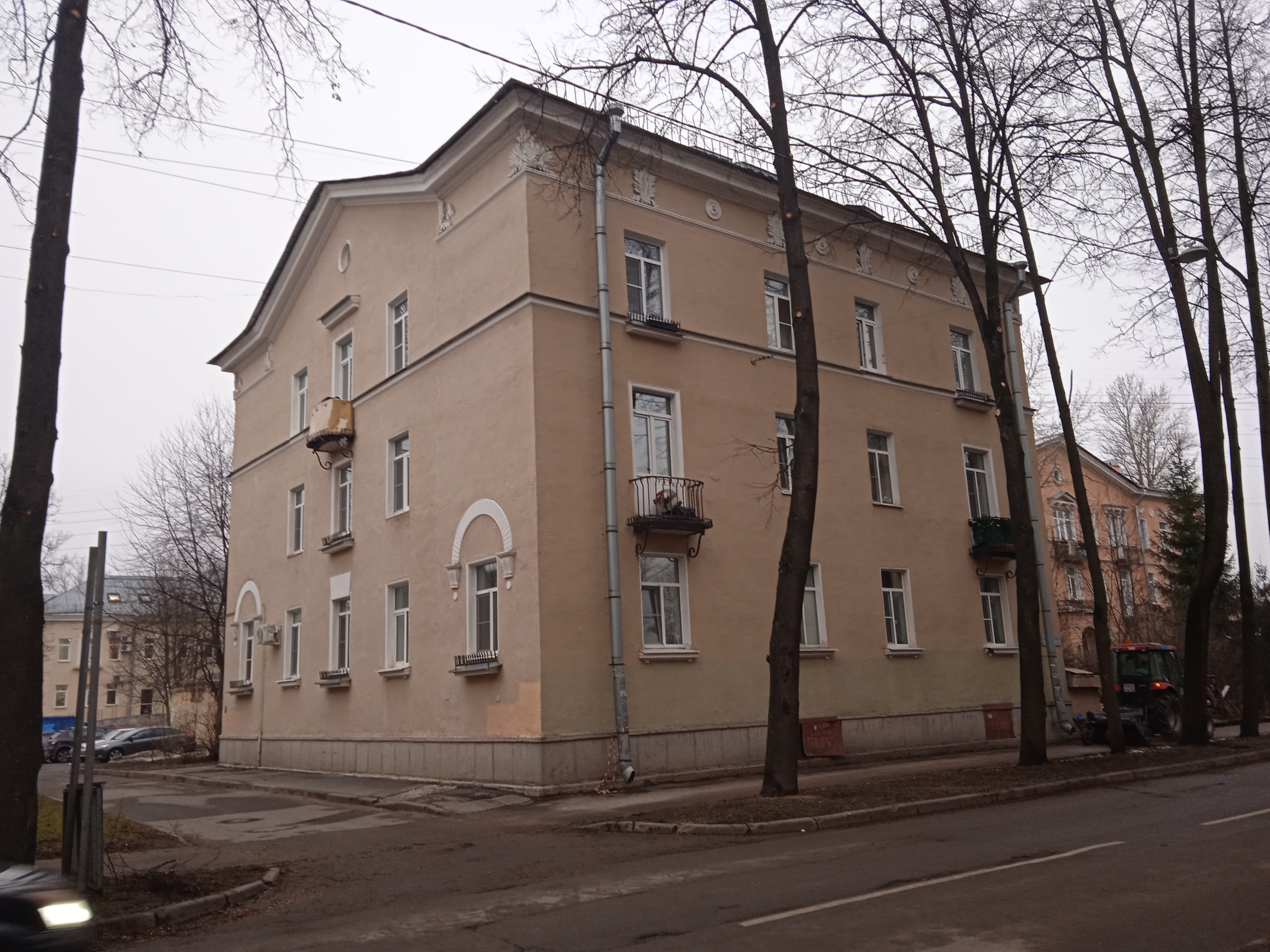Вокзальная ул., 12