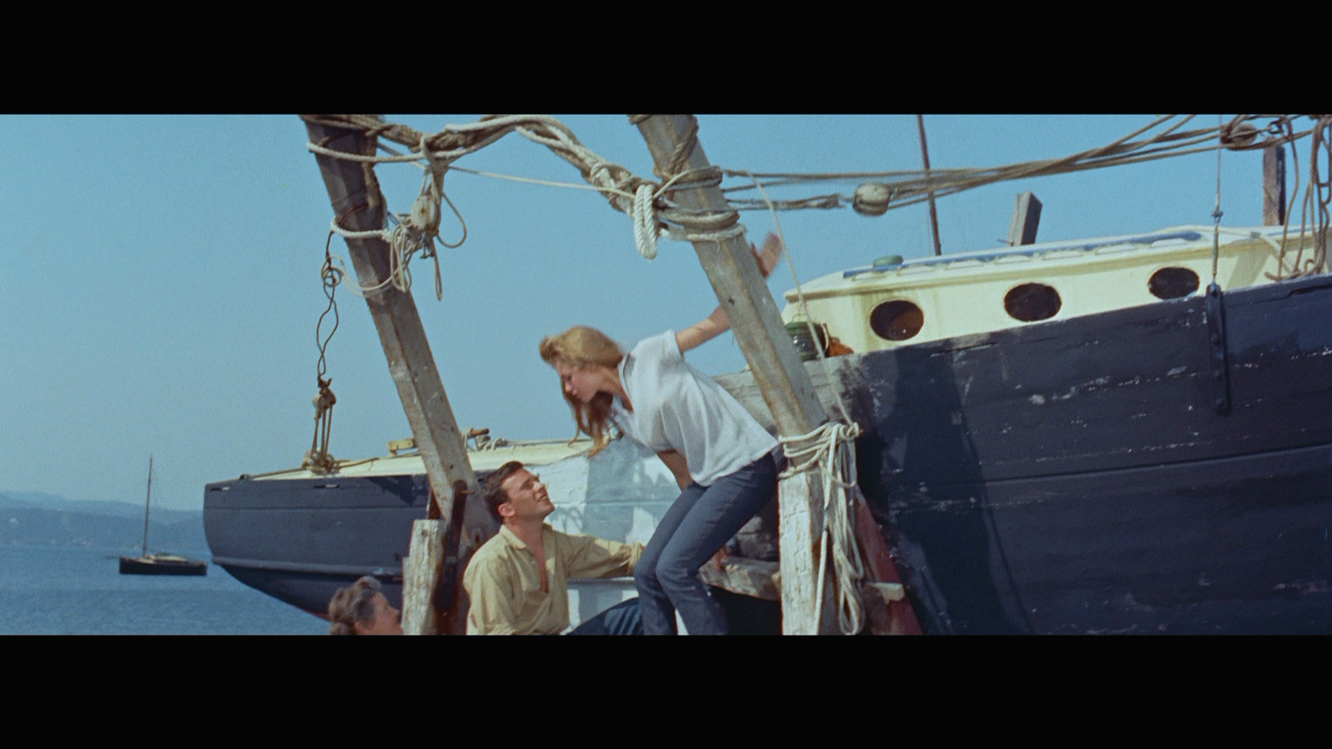 And.God.Created.Woman.1956.TF1.Video.BDRemux.1080p.mkv_20260704_120019.031.png