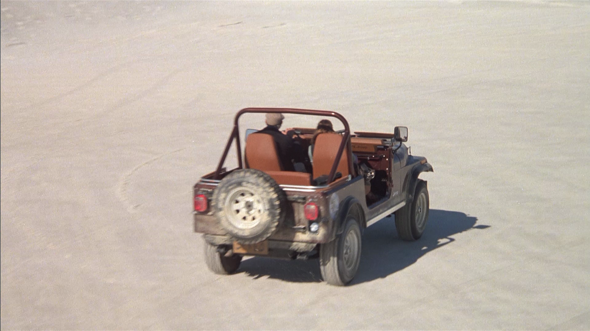 Wrong.Is.Right.1982.Imprint.BDRemux.1080p.mkv_20260704_154401.237.png