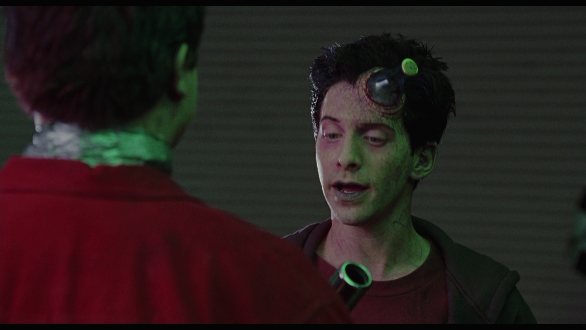 Idle.Hands.1999.Umbrella.Entertainment.BDRemux.1080p.mkv_20260705_191429.793.png