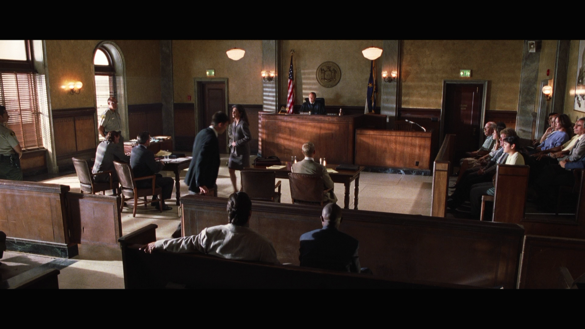 Gang.Related.1997.Cinematographe.BDRemux.1080p.mkv_20260705_162105.077.png