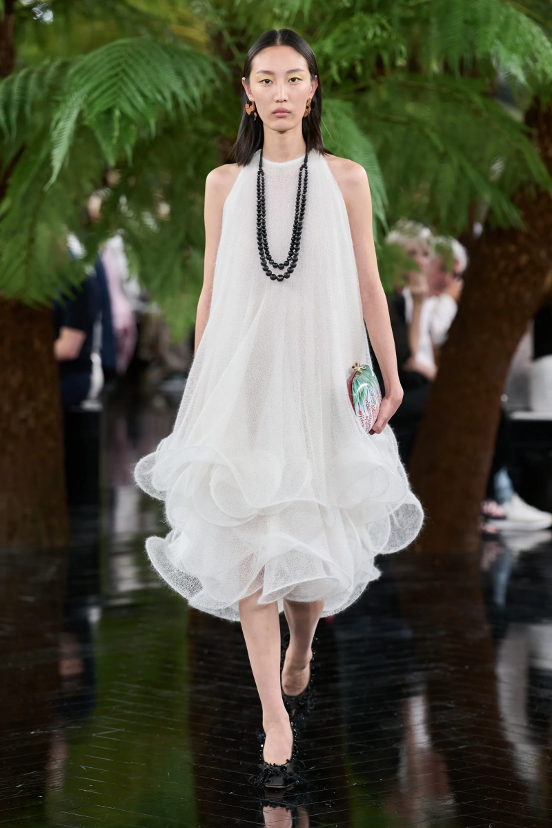 00041-christian-dior-fall-2026-couture-credit-gorunway.webp