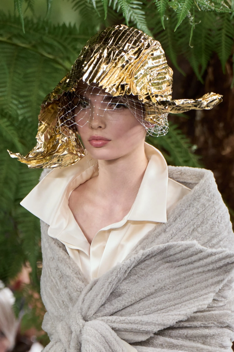 00001-christian-dior-fall-2026-couture-details-credit-gorunway.webp