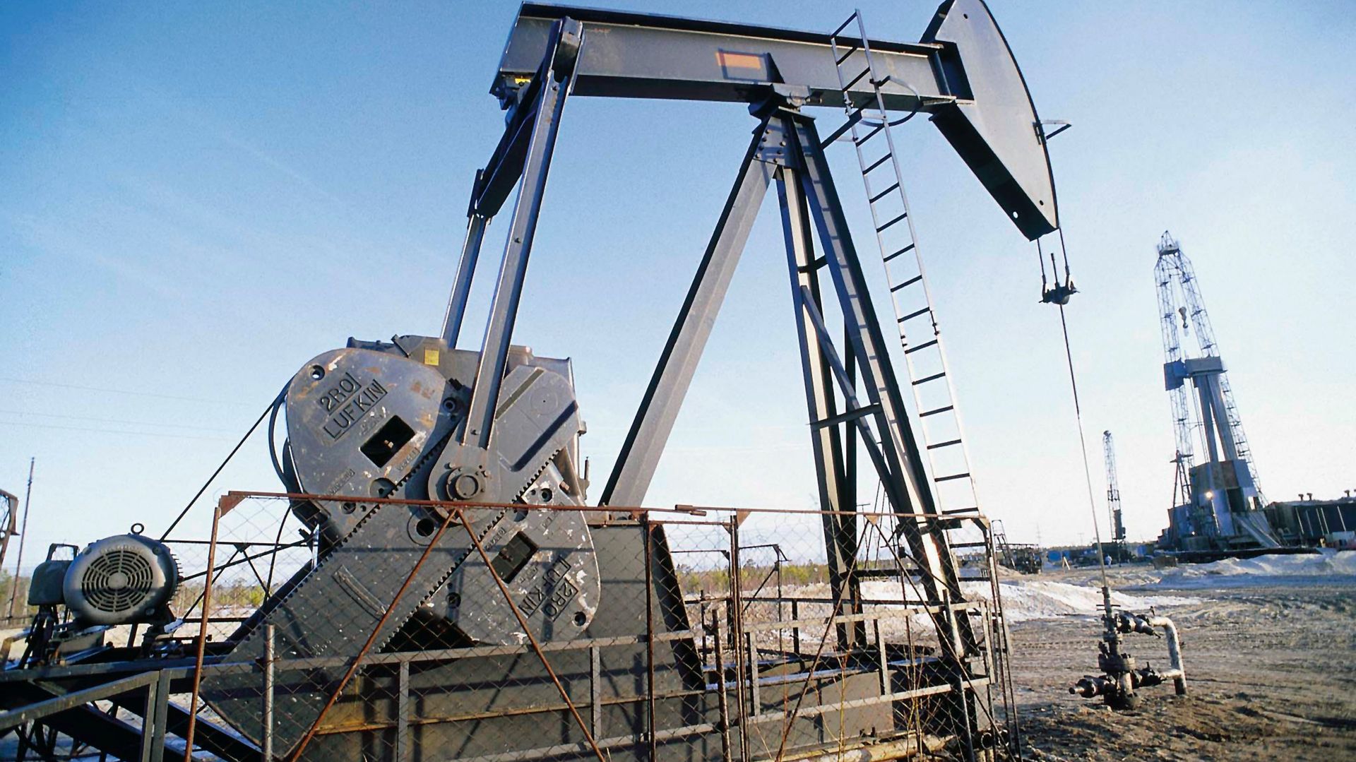 Цена на нефть марки Brent поднялась выше 80 долларов за баррель