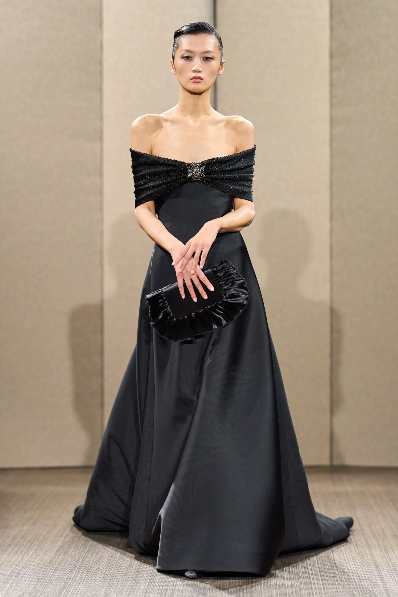 00036-armani-prive-fall-2026-couture-credit-gorunway.webp