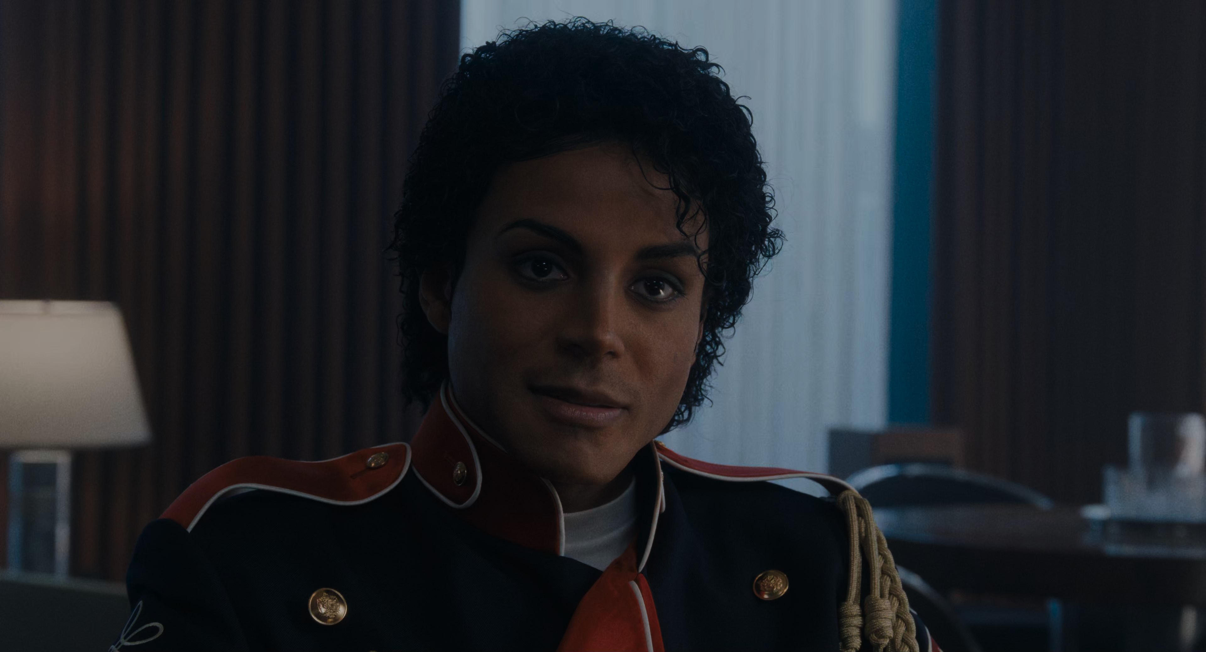 Michael (2026) BDRip 2160p-NVENC 10 bit [HDR].mkv_snapshot_01.17.04.615.jpg