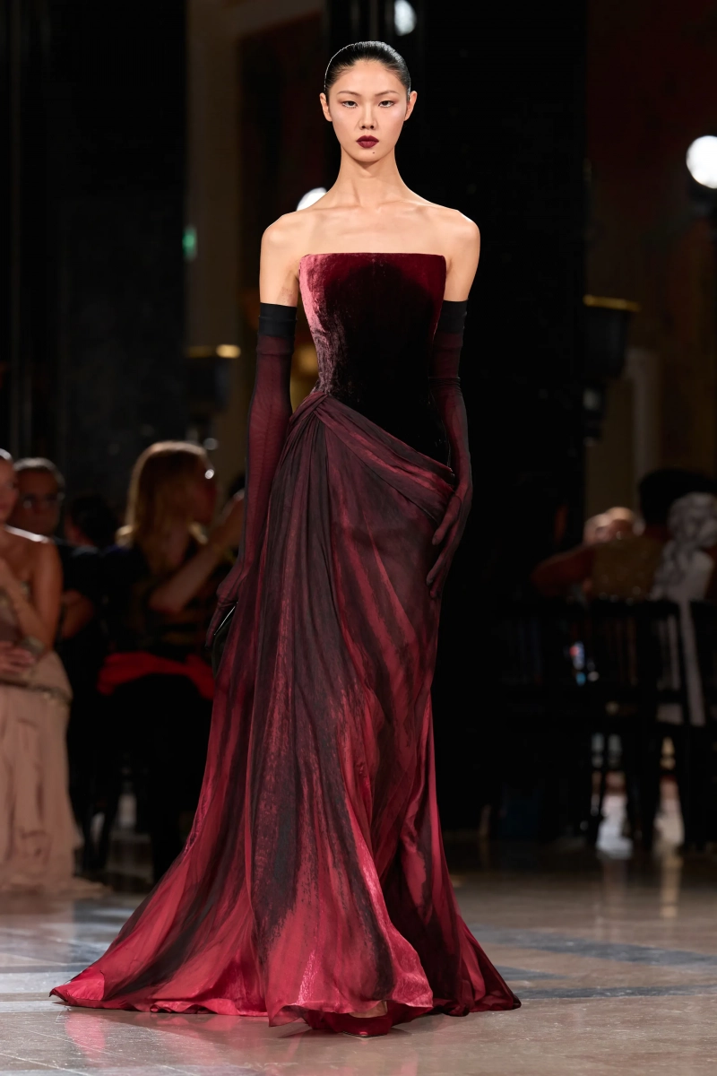 00011-elie-saab-fall-2026-couture-credit-gorunway.webp
